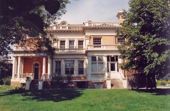 granthumpmansion7